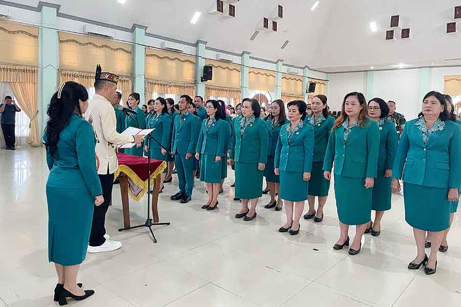 Pengurus TP-PKK dan Dekranasda Gunung Mas Dilantik 