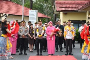 Diawali Potong Pantan dan Tapung Tawar