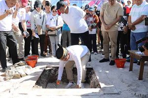 Tekankan Falsafah Huma Betang saat Lepas Jalan Sehat