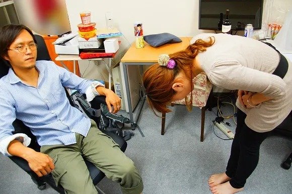 Unik! Ada Jasa Sewa Orang untuk Minta Maaf di Jepang, Diiringi Tangisan Harganya Paling Mahal