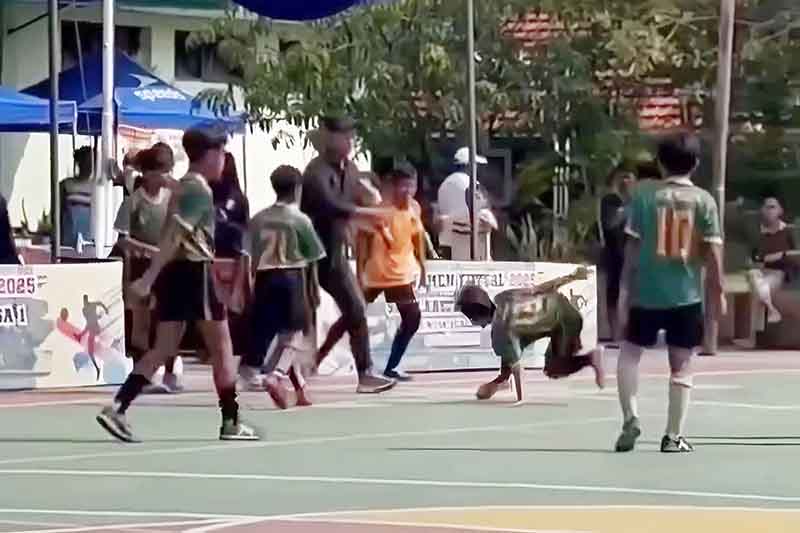 Viral Pelatih Futsal di Surabaya Banting Siswa hingga Cedera