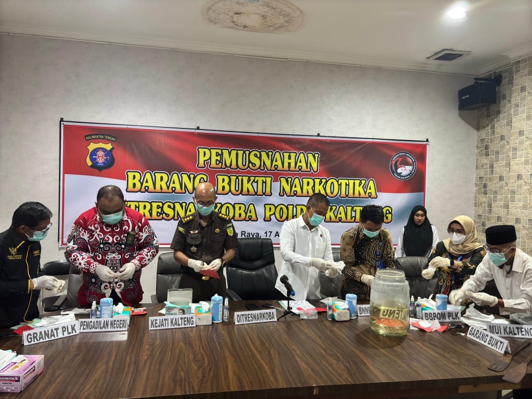 Polda Kalteng Musnahkan 274,6 Gram Sabu