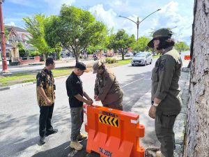 Parkir dan Lalin di Sekitar Istana Isen Mulang Perlu Ditata