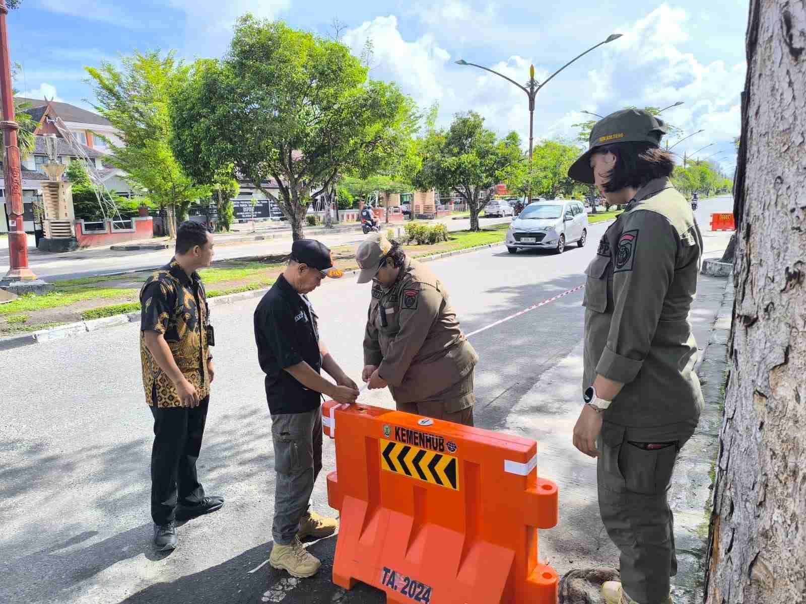 Parkir dan Lalin di Sekitar Istana Isen Mulang Perlu Ditata