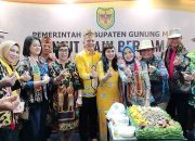 Batik Khas Gumas Diminati Pengunjung, Bupati : Mencerminkan Budaya Kami