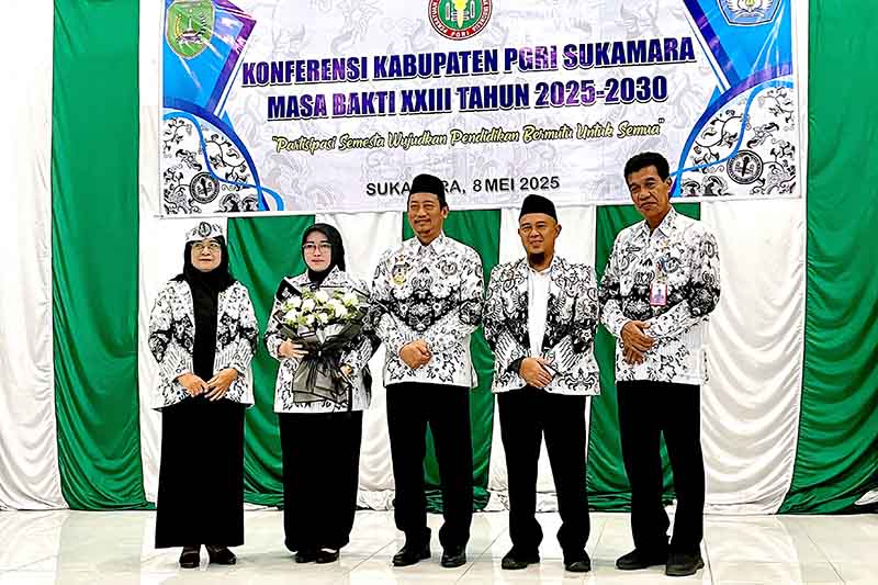 Bupati Hadiri Konferensi Kabupaten PGRI Sukamara Masa Bakti XXlll 