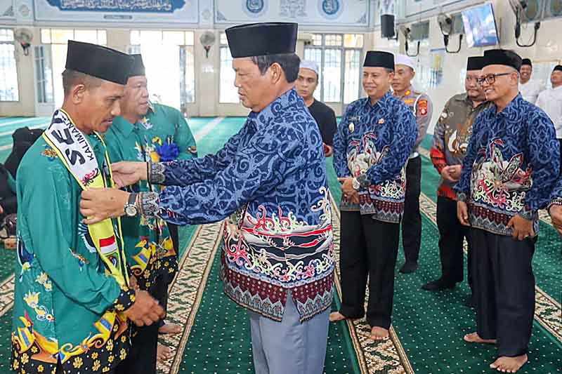 Bupati Lepas Jemaah Calon Haji Kabupaten Seruyan