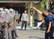 Polres Gumas Simulasi Hadapi Massa Anarkis