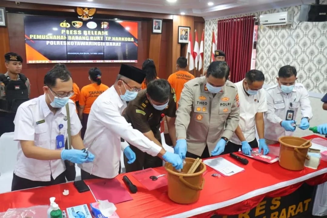 Polres Kobar Musnahkan Ratusan Gram Sabu