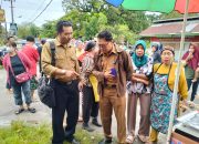 Pedagang Pasar Keramat Protes Lapak Liar di Taman Kota