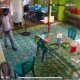 Aksi Pencuri Dua Ponseldi Warung Terekam CCTV