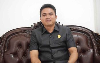 Ketua DPRD Gunung Mas Binartha