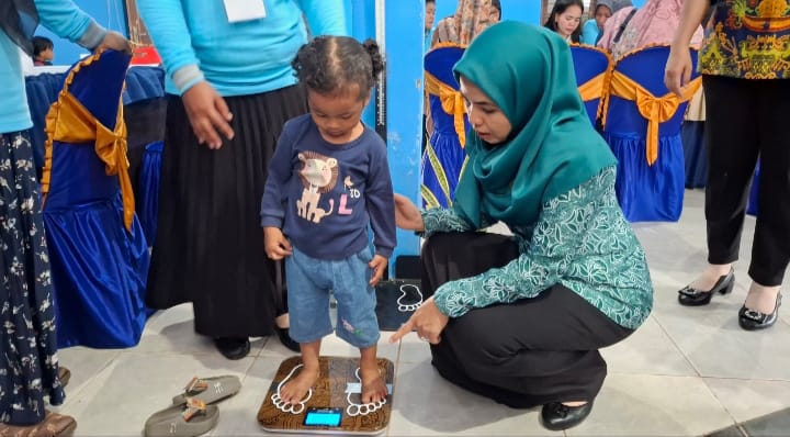 Ketua TP PKK Pulpis Ajak Masyarakat Aktif Datang ke Posyandu 