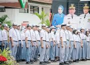 Plt Kadisdik Sampaikan Pesan Menteri Komdigi dalam Upacara Harkitnas