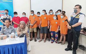 Bantu Istri Edar Sabu, Mengaku Polisi saat Diinterogasi