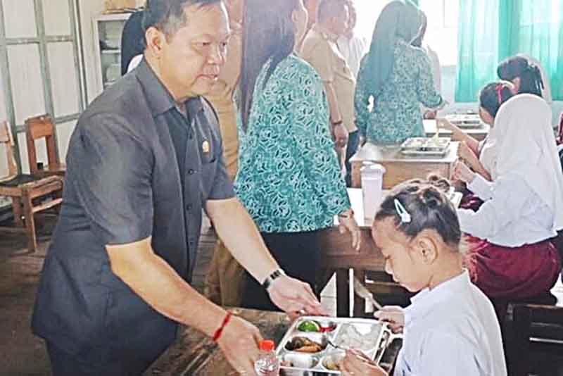 Dewan Apresiasi Peluncuran Program MBG di Kapuas