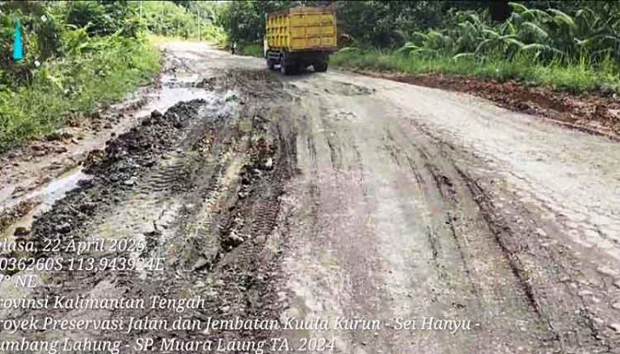 Jalan Gumas-Mura Rusak Parah, Kejaksaan Diminta Turun Tangan