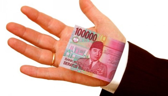 Muncul Isu Bagi Stiker Diselipi Uang Rp 50 Ribu di Pilkada Barito Utara