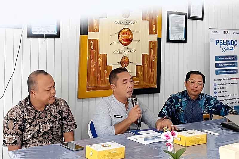 Target Akhir 2025, Kapal Barang Bongkar Muat di Bagendang