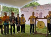 Luncurkan Program