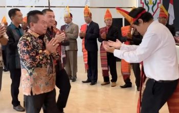 Bupati Sambut Baik Pengukuhan Pengurus Keluarga Besar Bona Pasogit