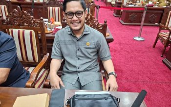 Dewan Dukung Penuh Program Seragam Sekolah Gratis