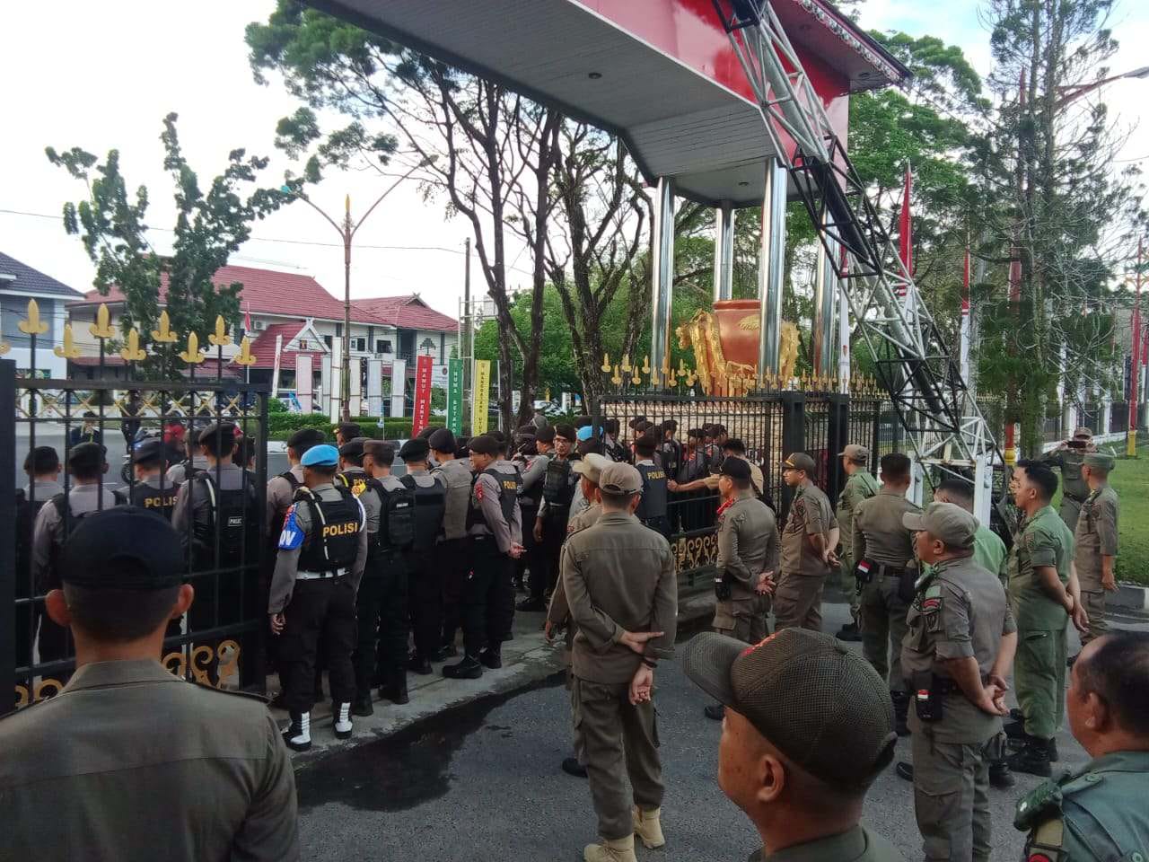 Satpol PP Kalteng