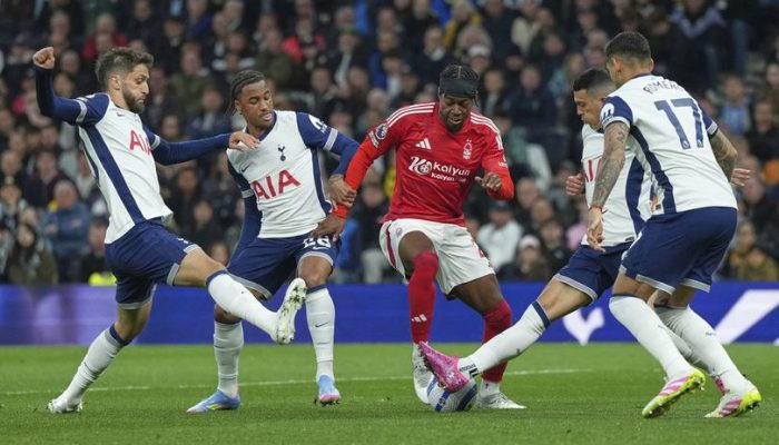 Dapat ‘Durian Runtuh’ dari Mantan Pemain, Man United Justru Pusing Jual Pemain Sendiri!