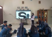 Air Mata Guru Sambut Kembalinya TPP yang Hilang