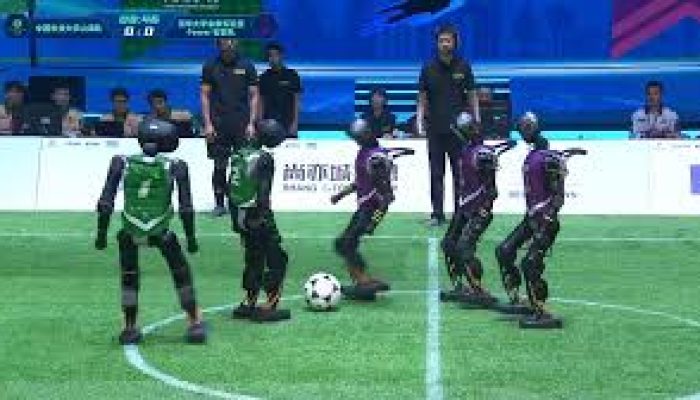 Gol! Robot Humanoid China Debut di Turnamen Robo