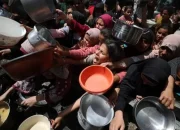 Serangan Brutal Israel Kembali Telan Korban Anak-anak di Gaza Saat sedang Antre Air
