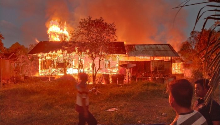 Empat Rumah dan Gedung Walet Ludes Dilalap Api